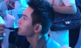 娱乐圈观众吃瓜,揭秘明星幕后故事